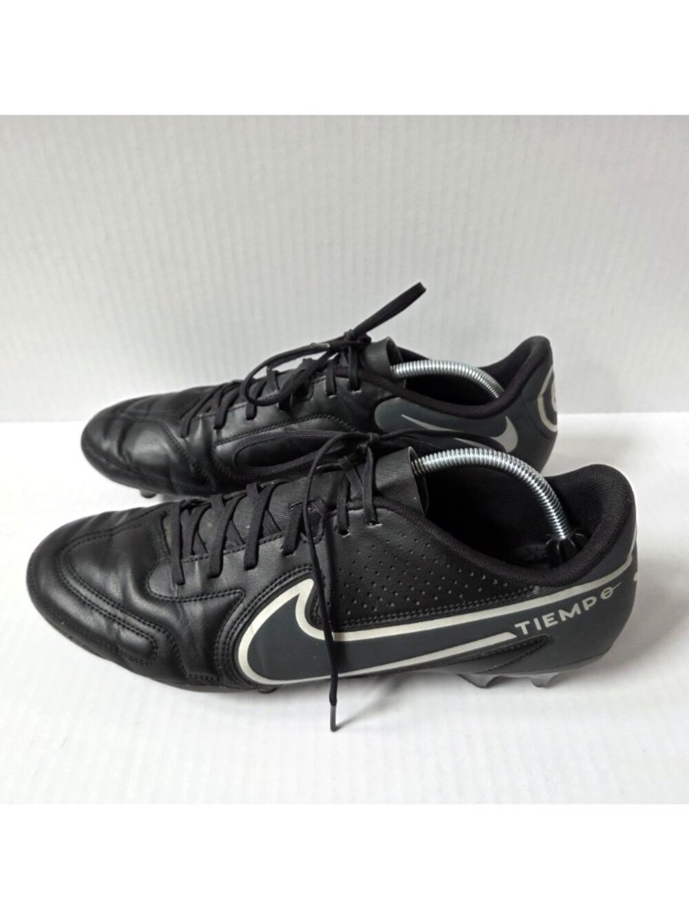Nike Soccer Cleats Mens 13 Tiempo Legend 9 Club MG All Black  DA1176-007